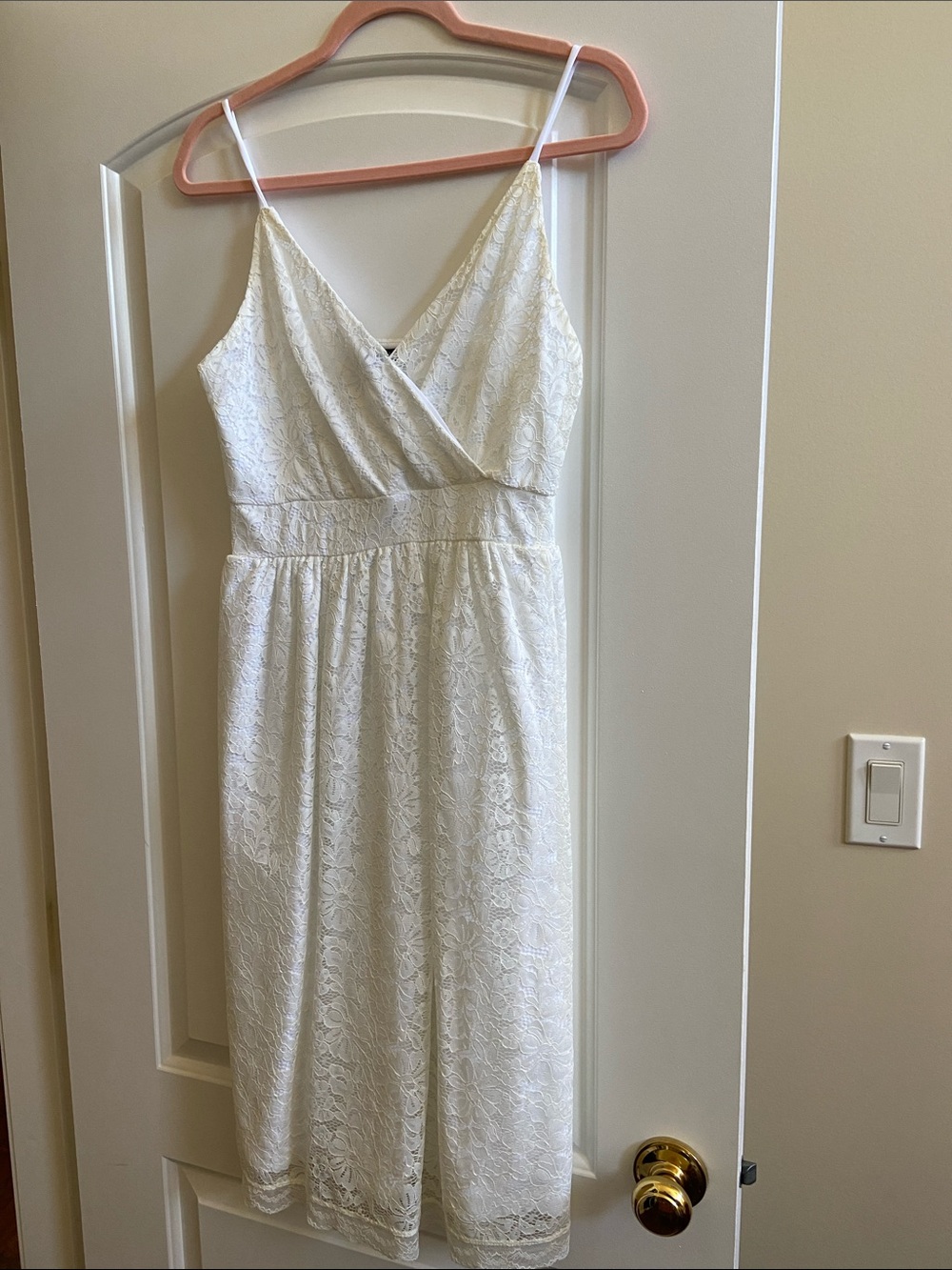 NWOT Streetwear Society White Lace Midi Dress with Spaghetti Straps size M